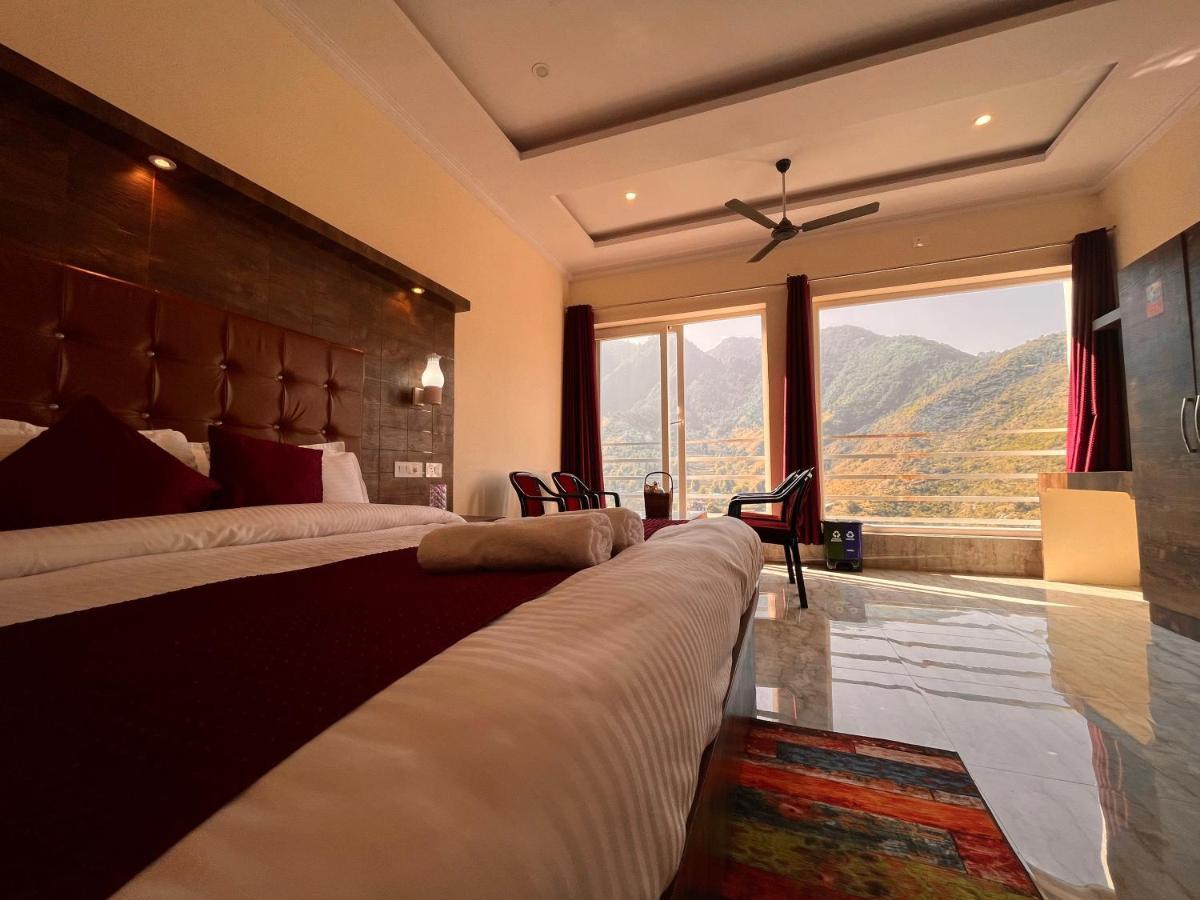 Sitara Resort, Scenic Mountain View Rooms With Balcony & Terrace Масурі Екстер'єр фото