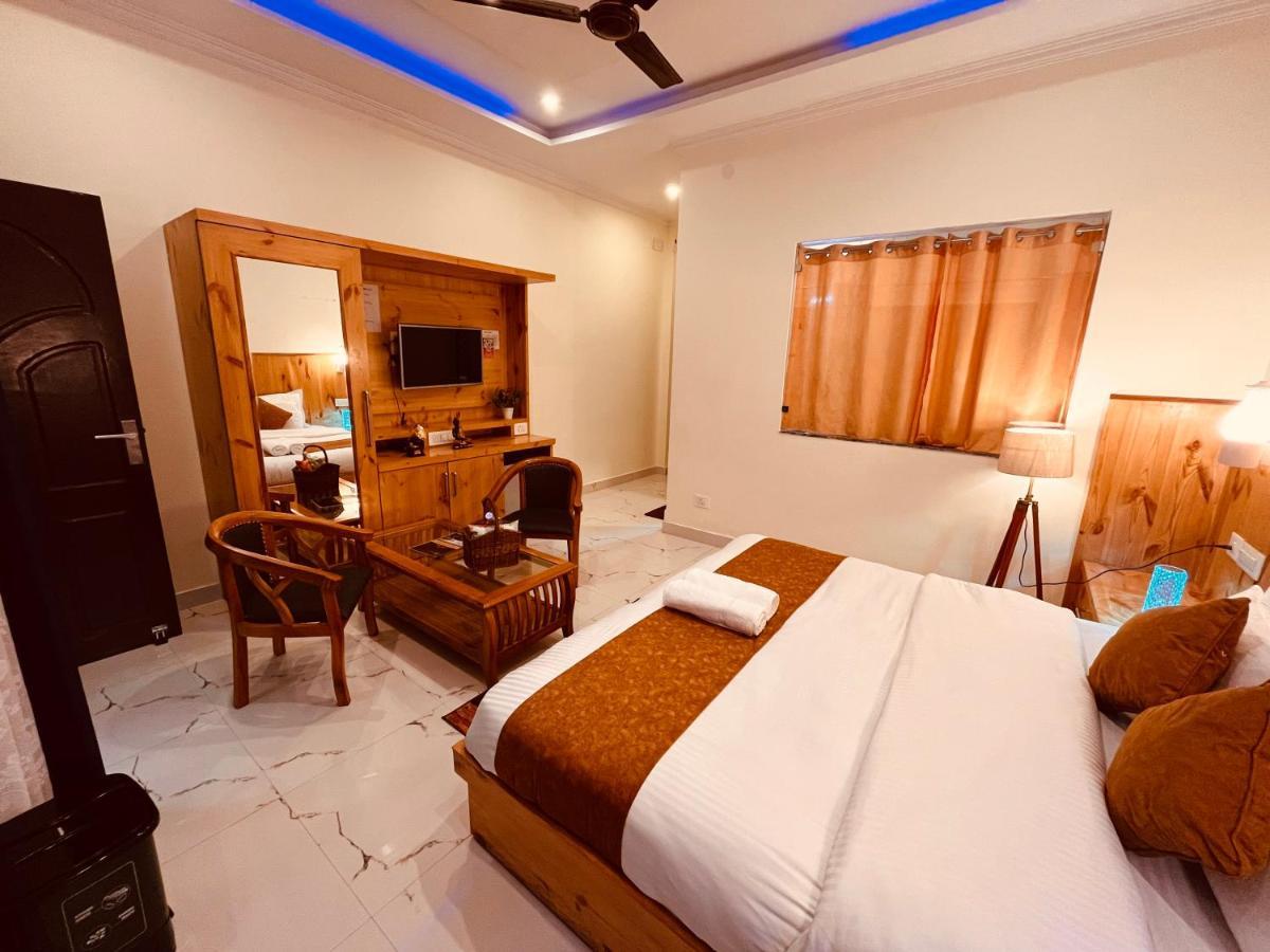 Sitara Resort, Scenic Mountain View Rooms With Balcony & Terrace Масурі Екстер'єр фото